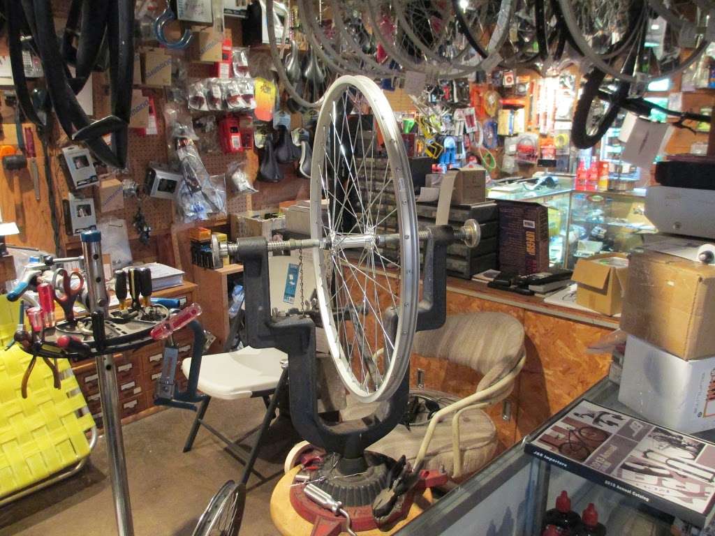 Wonder Lake Bicycle | 4308 East Dr, Wonder Lake, IL 60097, USA | Phone: (815) 653-9904