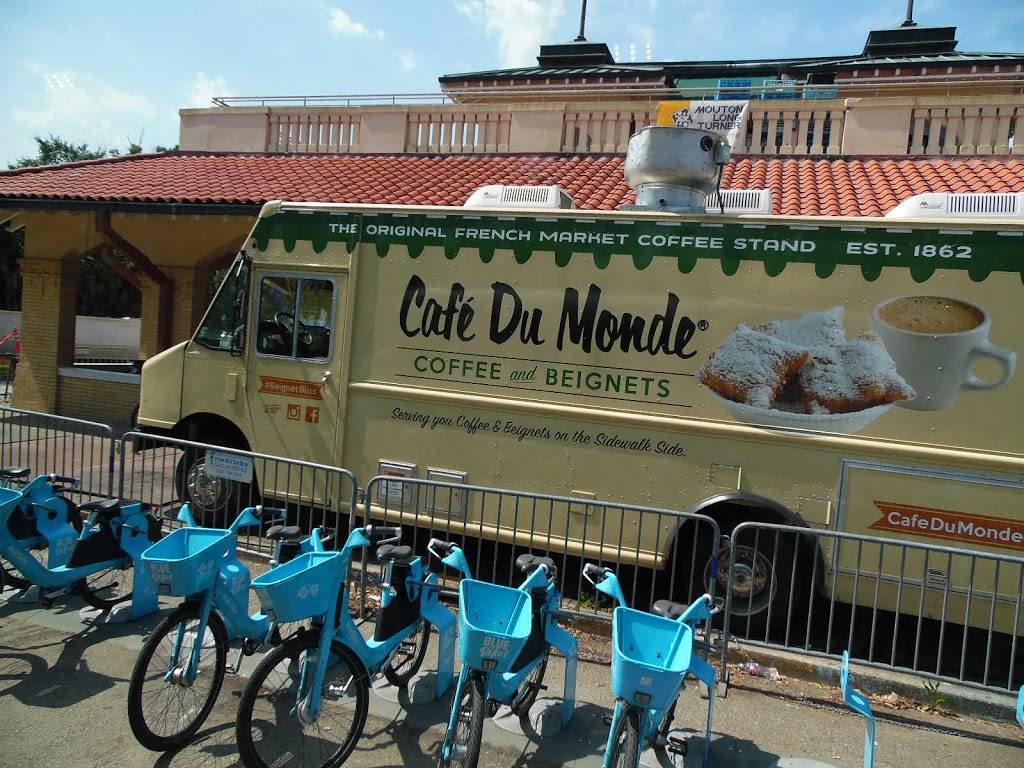 Cafe Du Monde City Park | 56 Dreyfous Dr, New Orleans, LA 70124, USA | Phone: (504) 766-0250