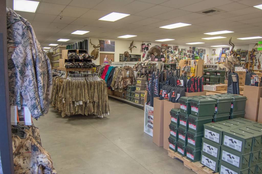 Second Amendment Sports | 2523 Mohawk St, Bakersfield, CA 93308, USA | Phone: (661) 323-4512