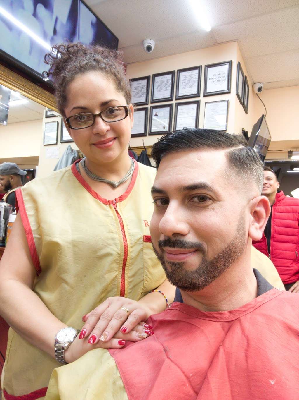 Cache Latino Barber Shop | 117 S Washington Ave, Bergenfield, NJ 07621, USA | Phone: (201) 374-2749