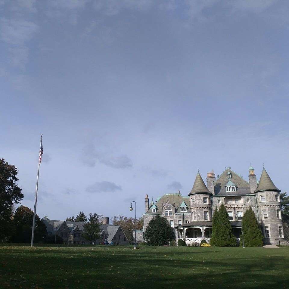 Rosemont College | 1400 Montgomery Ave, Bryn Mawr, PA 19010, USA | Phone: (610) 527-0200