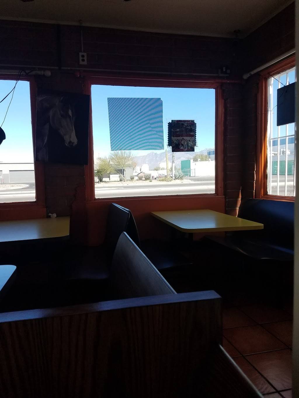 Nicos Mexican Food | 1616 E 22nd St, Tucson, AZ 85713 | Phone: (520) 624-2595