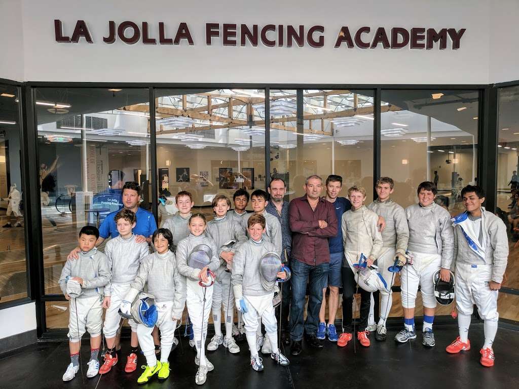 La Jolla Fencing Academy | 8657 Villa La Jolla Dr #215, La Jolla, CA 92037, USA | Phone: (619) 857-1451