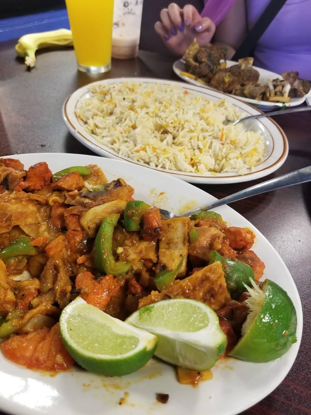 Calanley Somali Restaurant | 3149 Cleveland Ave, Columbus, OH 43224 | Phone: (614) 263-3530