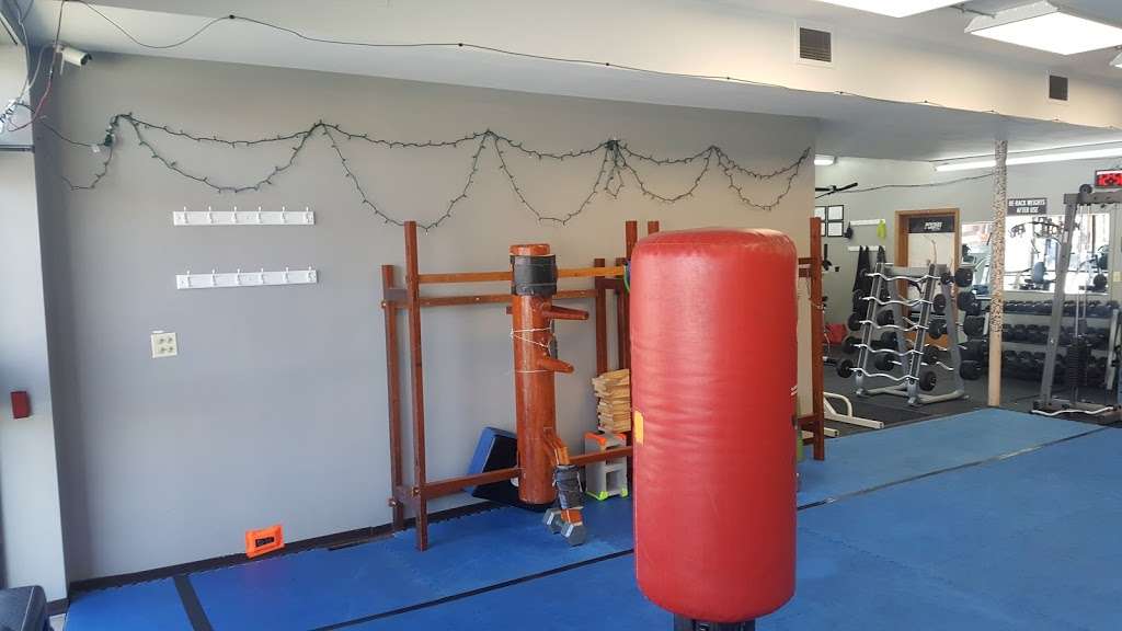 Galloping Ghost Gym and Martial Arts | 9201 Ogden Ave, Brookfield, IL 60513, USA | Phone: (708) 255-5070