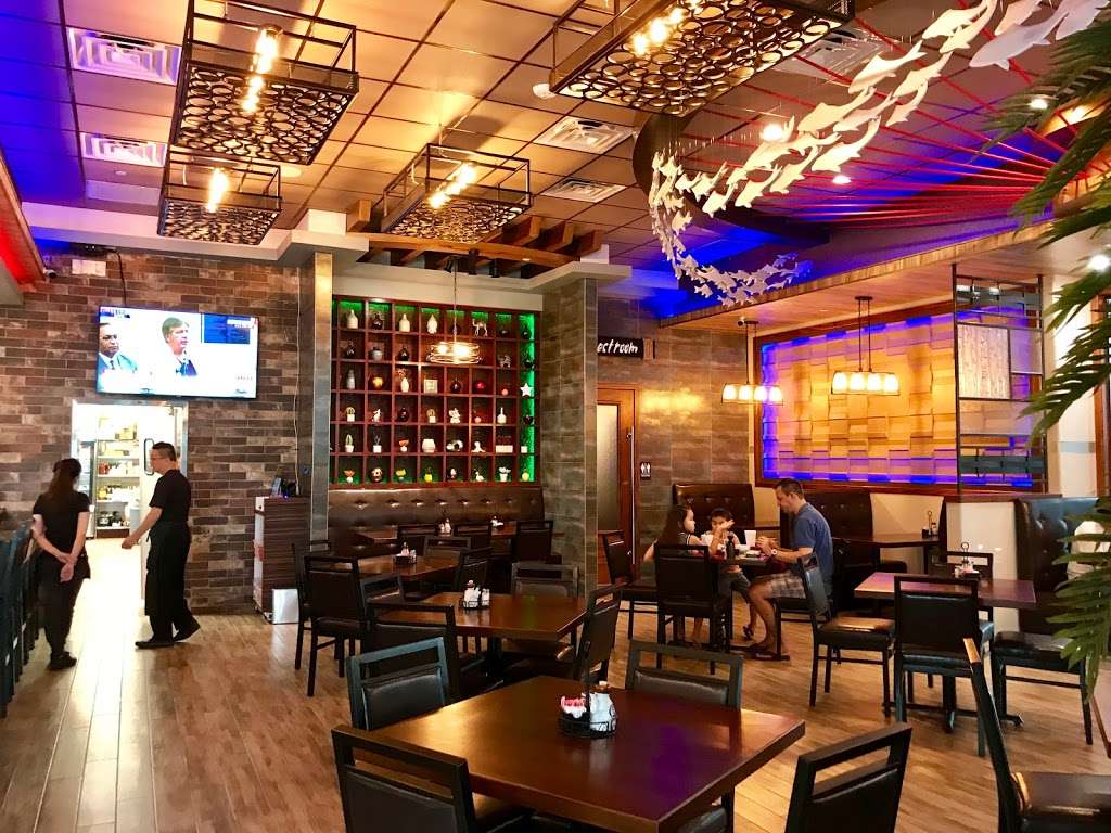 Sake Asian Sushi Wine Bar | 18921 University Blvd #900, Sugar Land, TX 77479, USA | Phone: (281) 778-7900