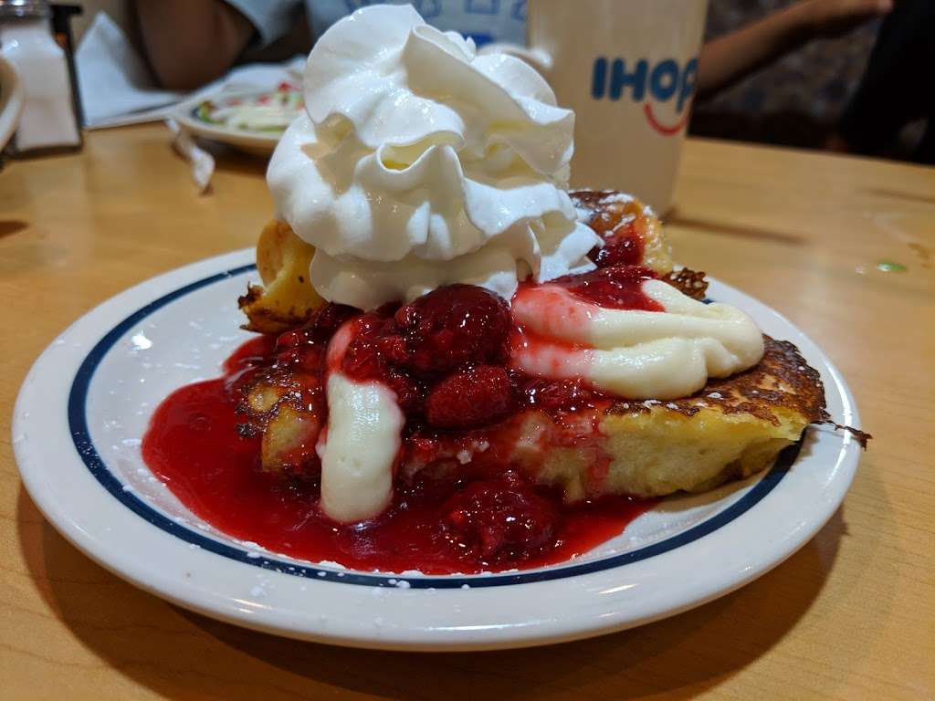 IHOP | 935 W Elliot Rd, Chandler, AZ 85225, USA | Phone: (480) 917-0140