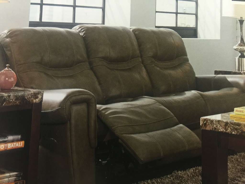 Payless Home Furniture | 2321 N Alexander Dr, Baytown, TX 77520, USA | Phone: (713) 944-1400