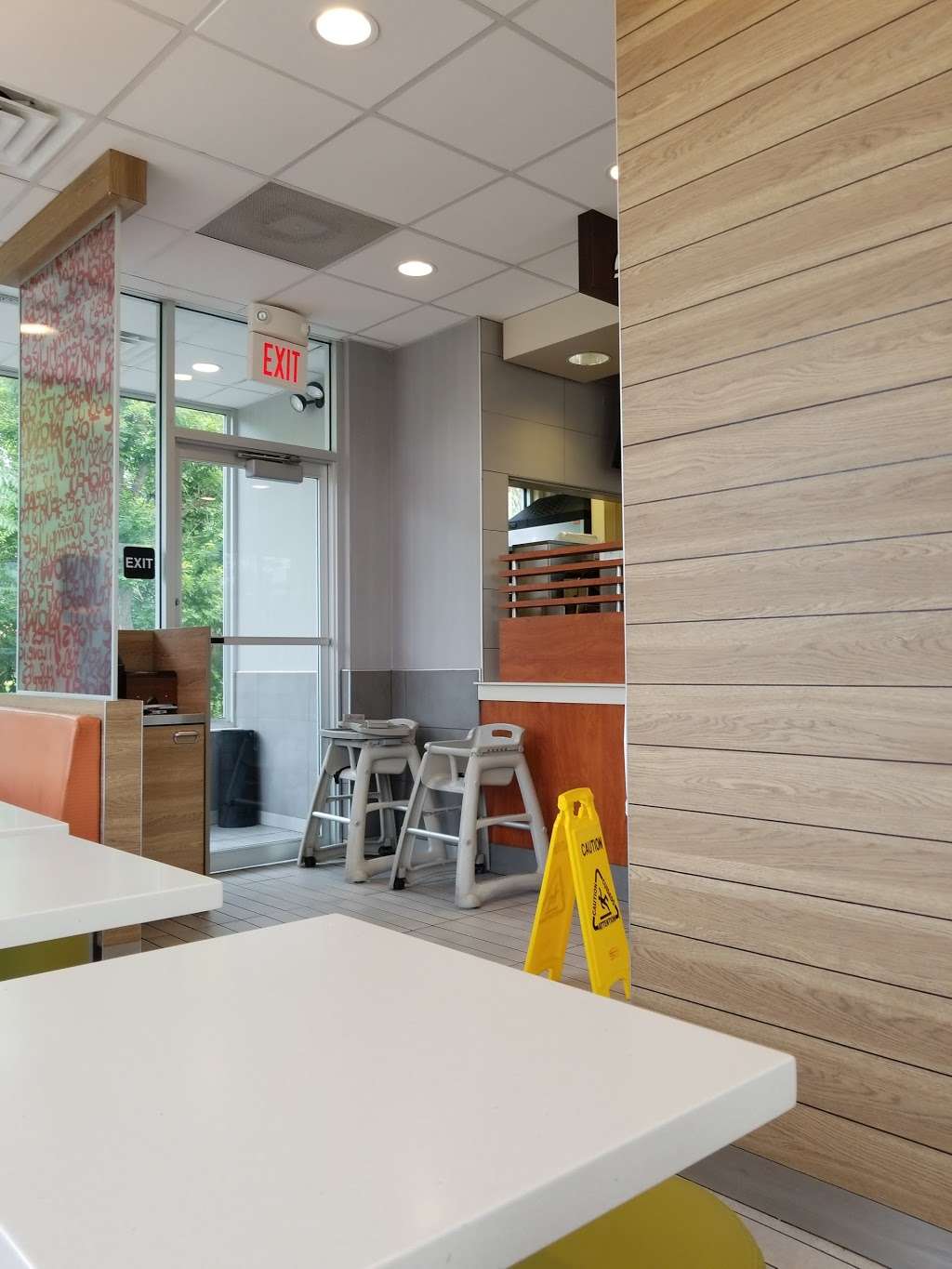 McDonalds | 460 U.S. 9 S, Little Egg Harbor Township, NJ 08087, USA | Phone: (609) 296-5600