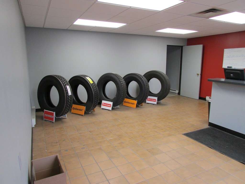 McCarthy Tire Service | 828 Enterprise St, Dickson City, PA 18519, USA | Phone: (570) 346-4000