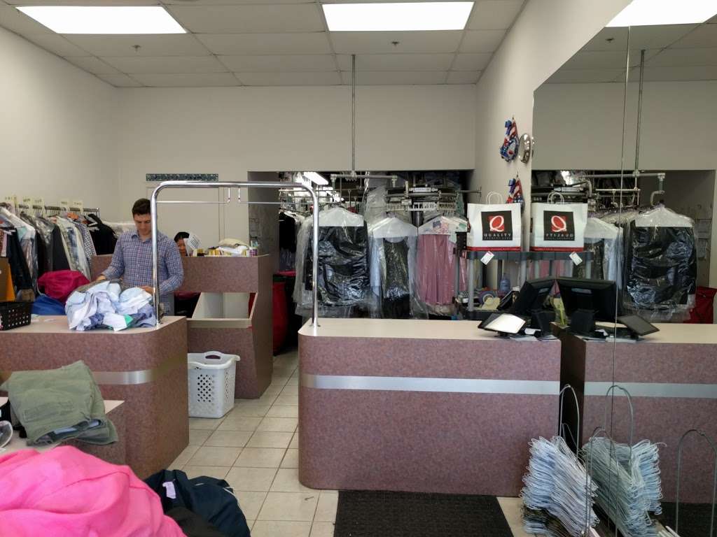 Marlboro Cleaners | c, 81 S Main St, Marlboro Township, NJ 07746, USA | Phone: (732) 683-1333