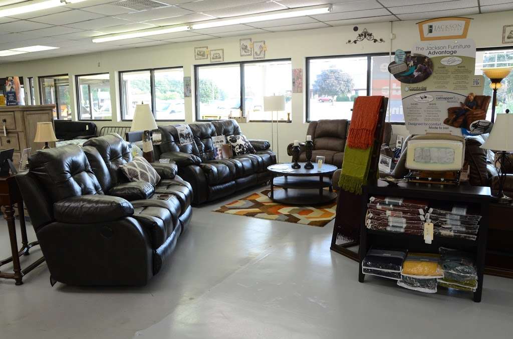 Engstrom Home Furniture | 2435 Monroe St, La Porte, IN 46350, USA | Phone: (219) 325-1500