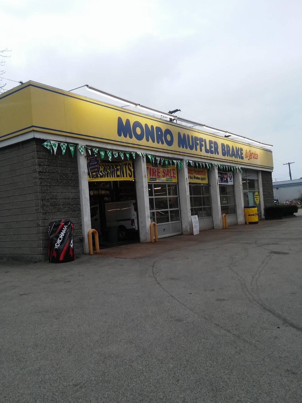 Monro Auto Service And Tire Centers | 1627 Lysle Blvd, McKeesport, PA 15132, USA | Phone: (412) 219-2694