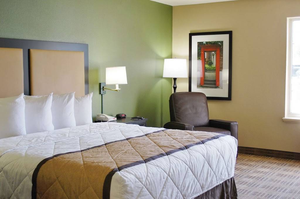 Extended Stay America - Orlando - Southpark - Equity Row | 4101 Equity Row, Orlando, FL 32819, USA | Phone: (407) 352-5577