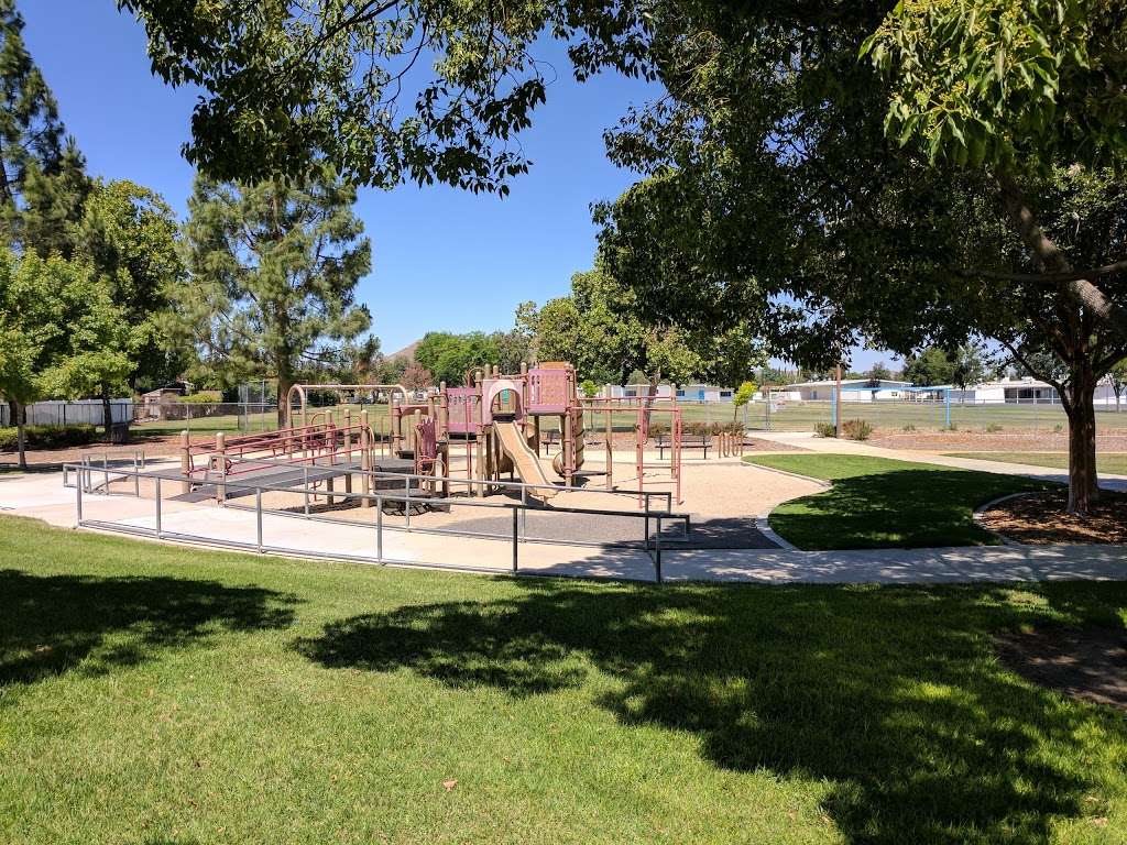 Lincoln Park | 1215 First St, Simi Valley, CA 93065, USA | Phone: (805) 584-4400
