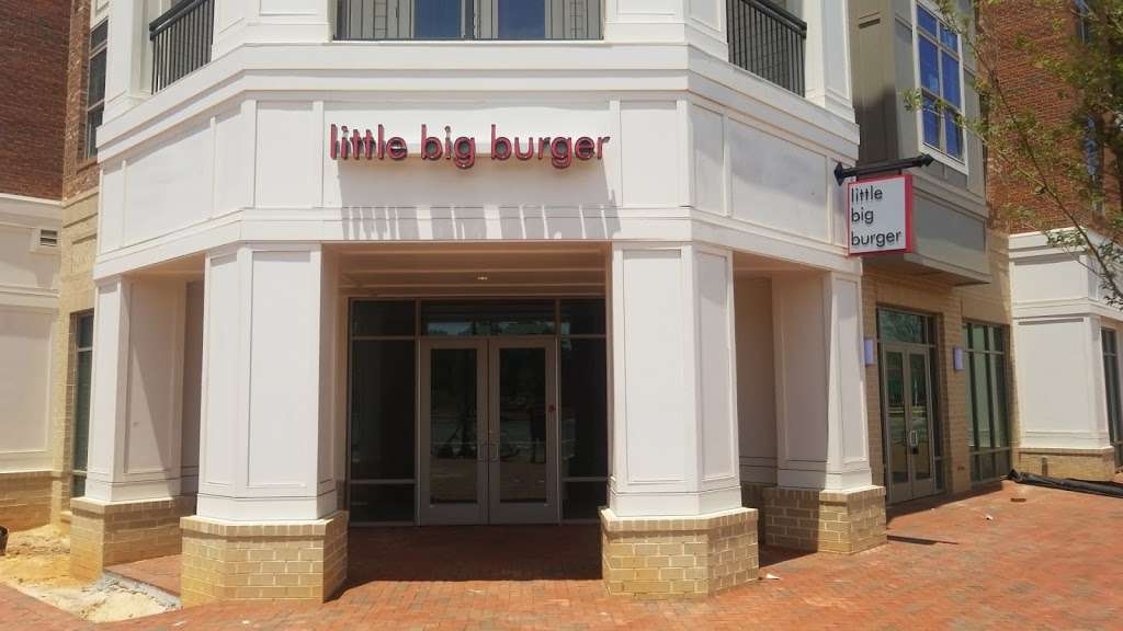 Little Big Burger Rea Farms | 9904-F Sandy Rock Pl, Charlotte, NC 28277, USA | Phone: (980) 339-8255