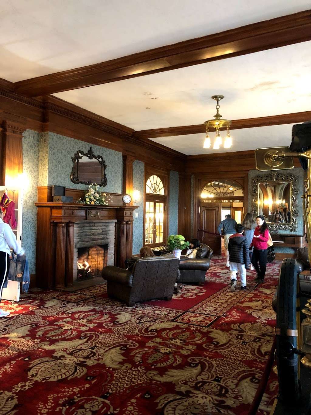 The Stanley Hotel | 333 W Wonderview Ave, Estes Park, CO 80517, USA | Phone: (800) 976-1377