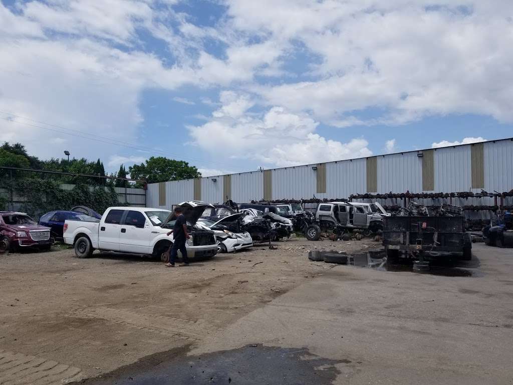 Texmex Auto Salvage | 10600 Airline Dr, Houston, TX 77037, USA | Phone: (281) 999-3333