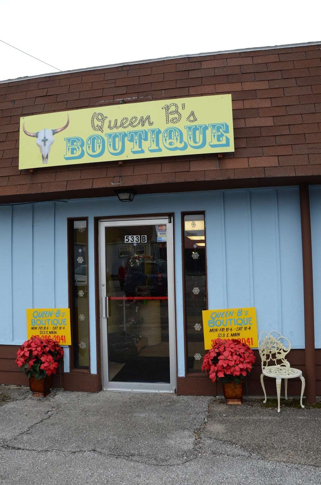 Queen Bs Boutique | 541 E Main St, Brownsburg, IN 46112