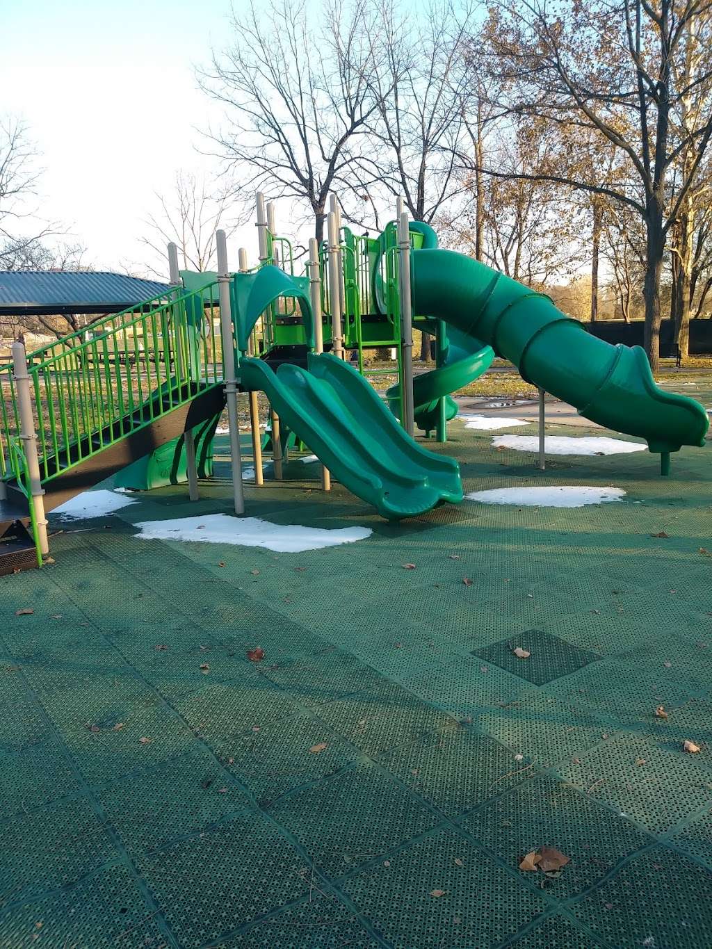 Renner Brenner Park | 2901 NW Vivion Rd, Riverside, MO 64150, USA | Phone: (816) 741-4172