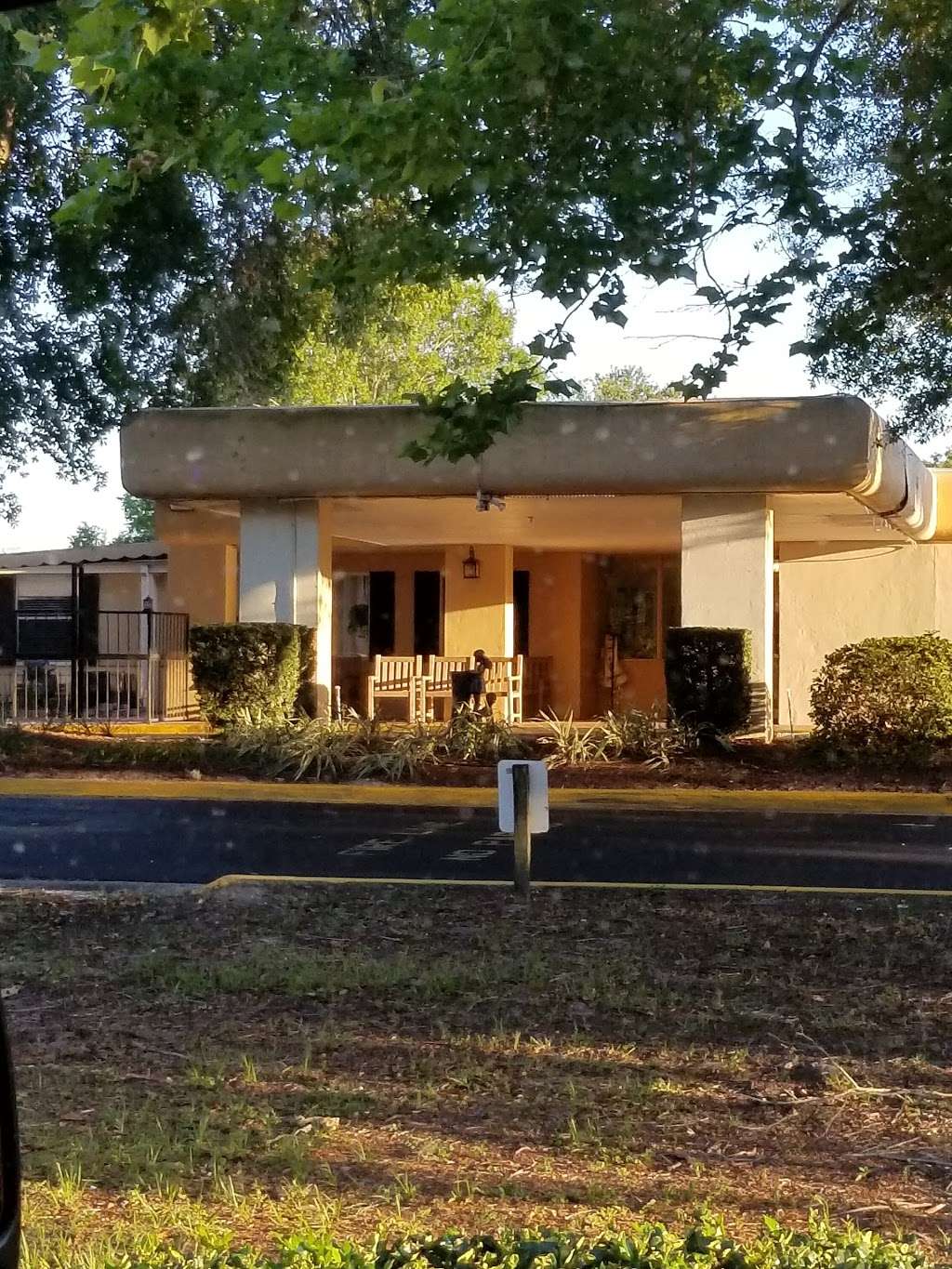 Longwood Health and Rehabilitation Center, 1520 S Grant St, Longwood