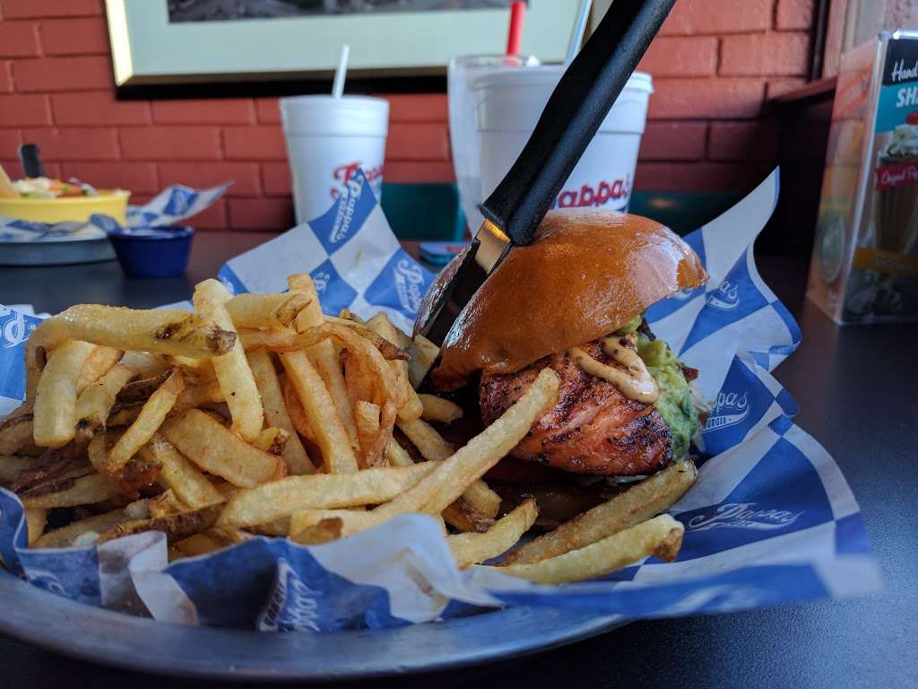 Pappas Burger | 5815 Westheimer Rd, Houston, TX 77057, USA | Phone: (713) 975-6082