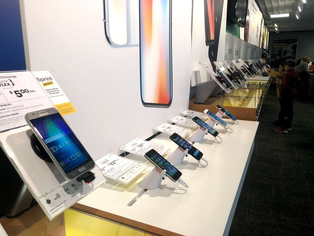 Sprint Store | 118 N Dupont Hwy, New Castle, DE 19720, USA | Phone: (302) 322-1712