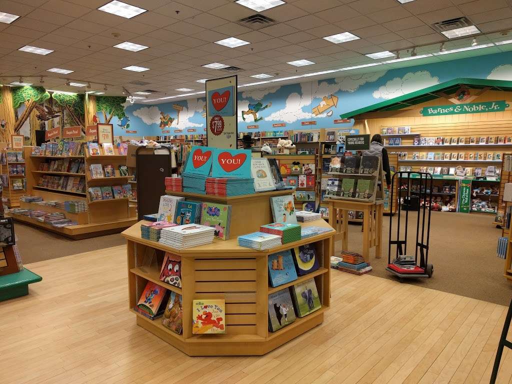 Barnes & Noble | 14347 W Colfax Ave, Golden, CO 80401 | Phone: (303) 215-9060