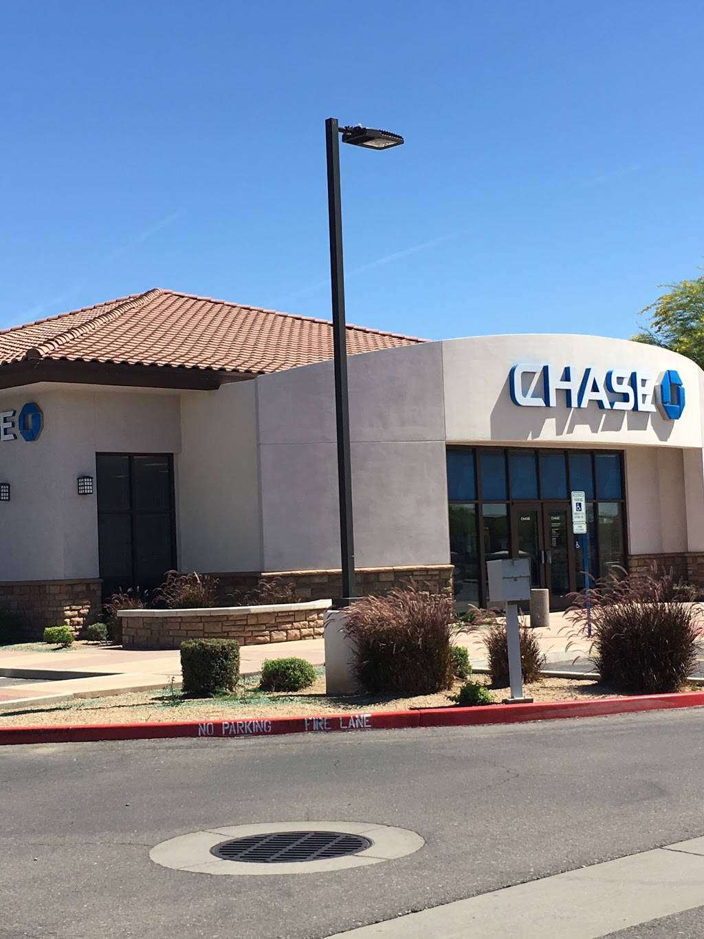 Chase Bank | 6315 S Higley Rd, Gilbert, AZ 85298, USA | Phone: (480) 988-4023