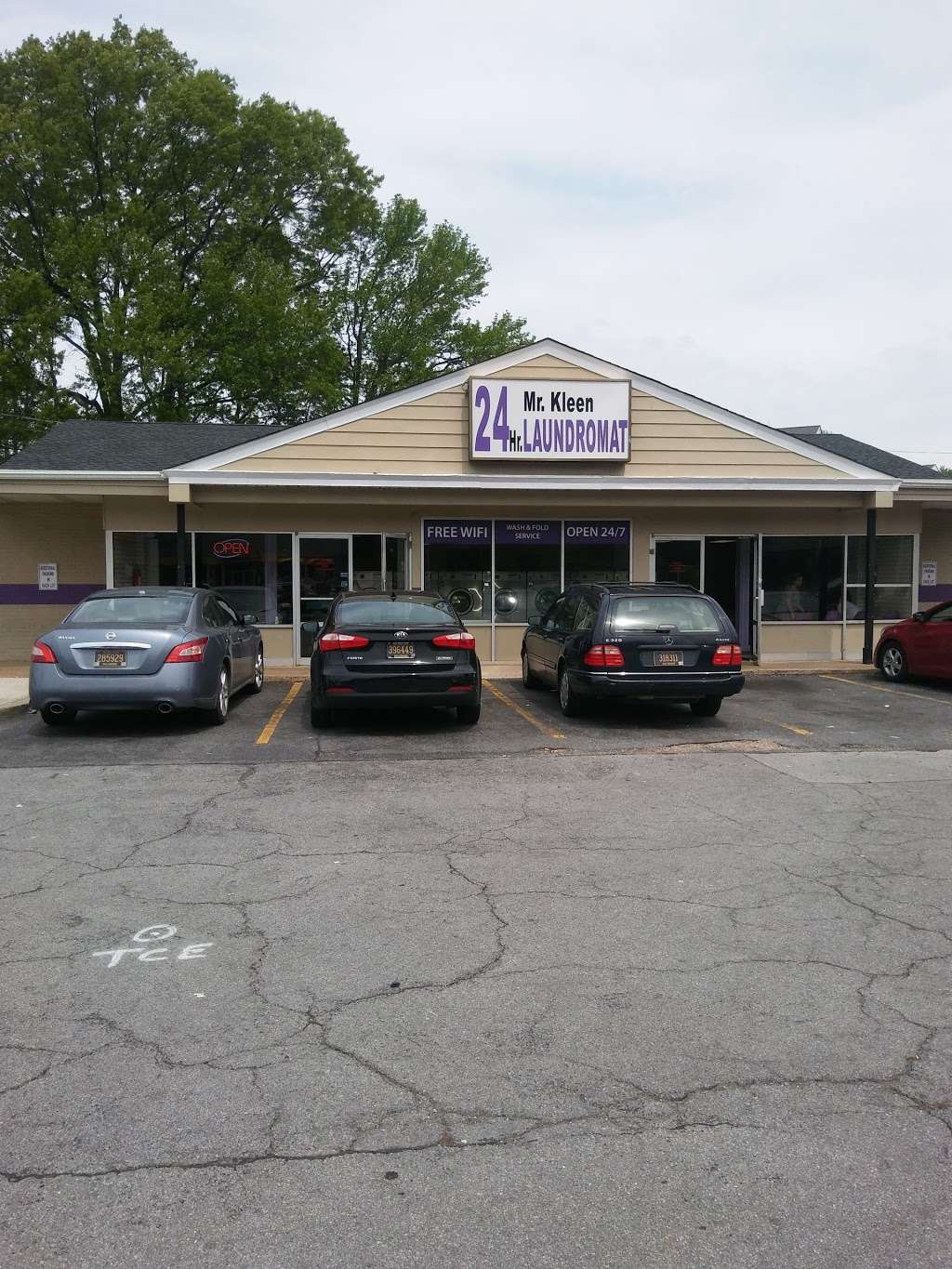 Mr Kleen Laundromat | 272 Christiana Rd, New Castle, DE 19720, USA | Phone: (302) 324-8797