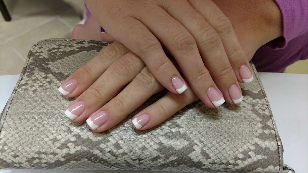 Starz Nail & Spa | 110 Charleston Dr Suite 110, Mooresville, NC 28117, USA | Phone: (704) 798-8994