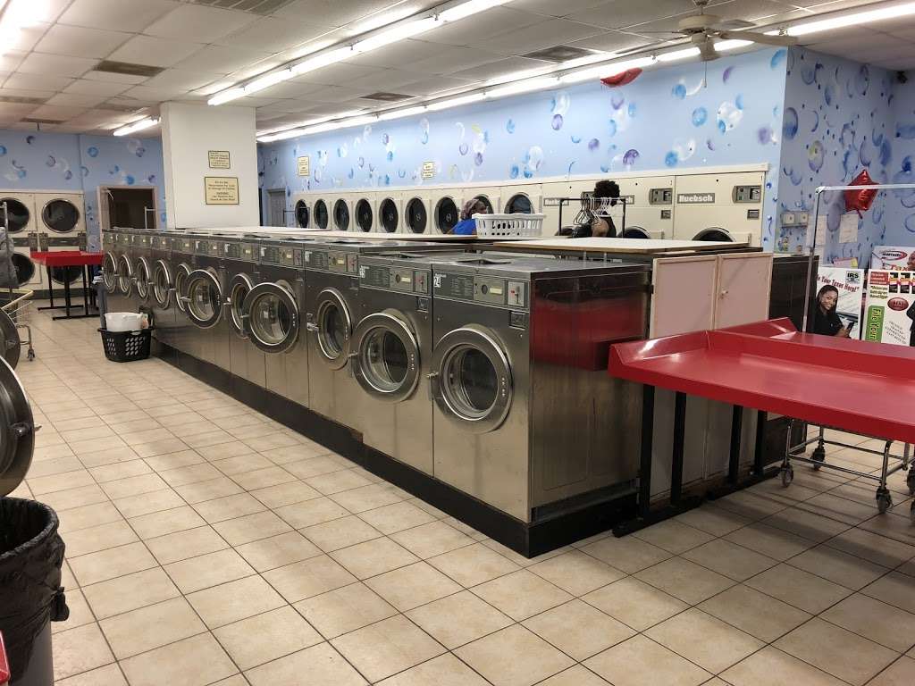 Washateria | 8103 Creekbend Dr B, Houston, TX 77071, USA | Phone: (714) 878-7709