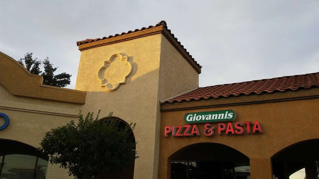 Giovannis Pizza, Pasta and More | 26900 Newport Rd STE 112, Menifee, CA 92584 | Phone: (951) 672-8080