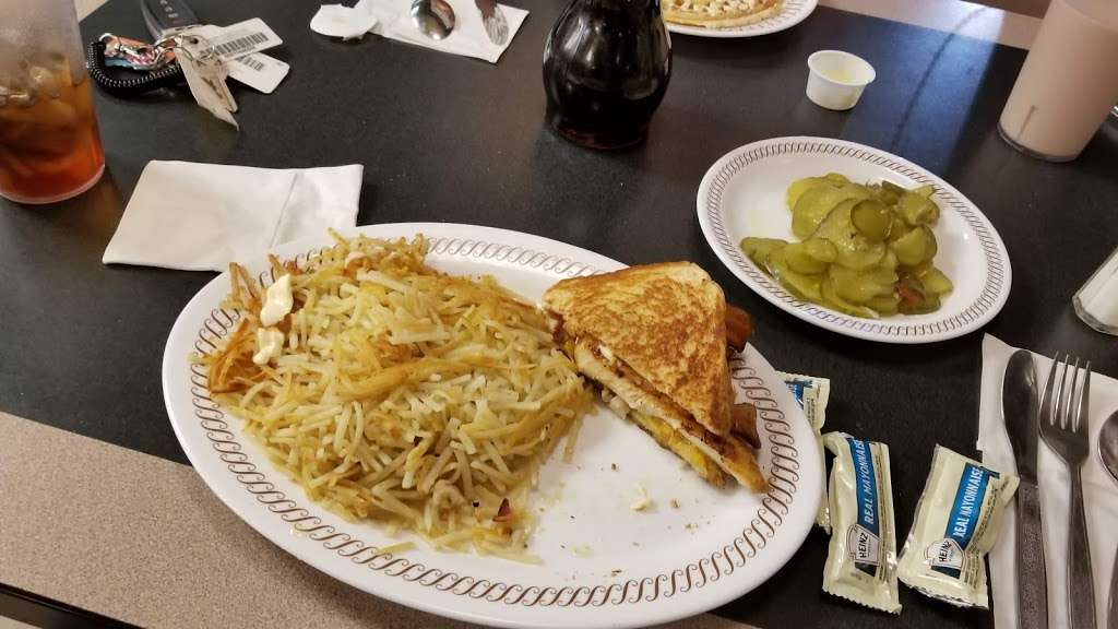 Waffle House | 110 Umbarger Lane, Franklin, IN 46131, USA | Phone: (317) 738-2019