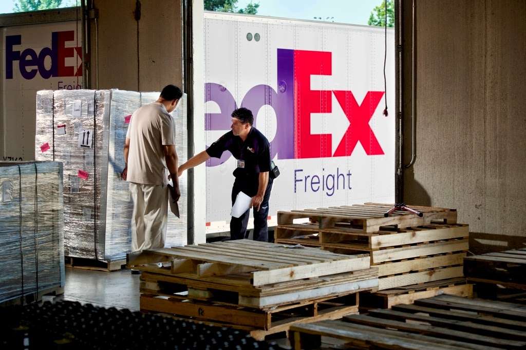 FedEx Freight | 9 Distribution Way, Monmouth Junction, NJ 08852, USA | Phone: (888) 405-3661