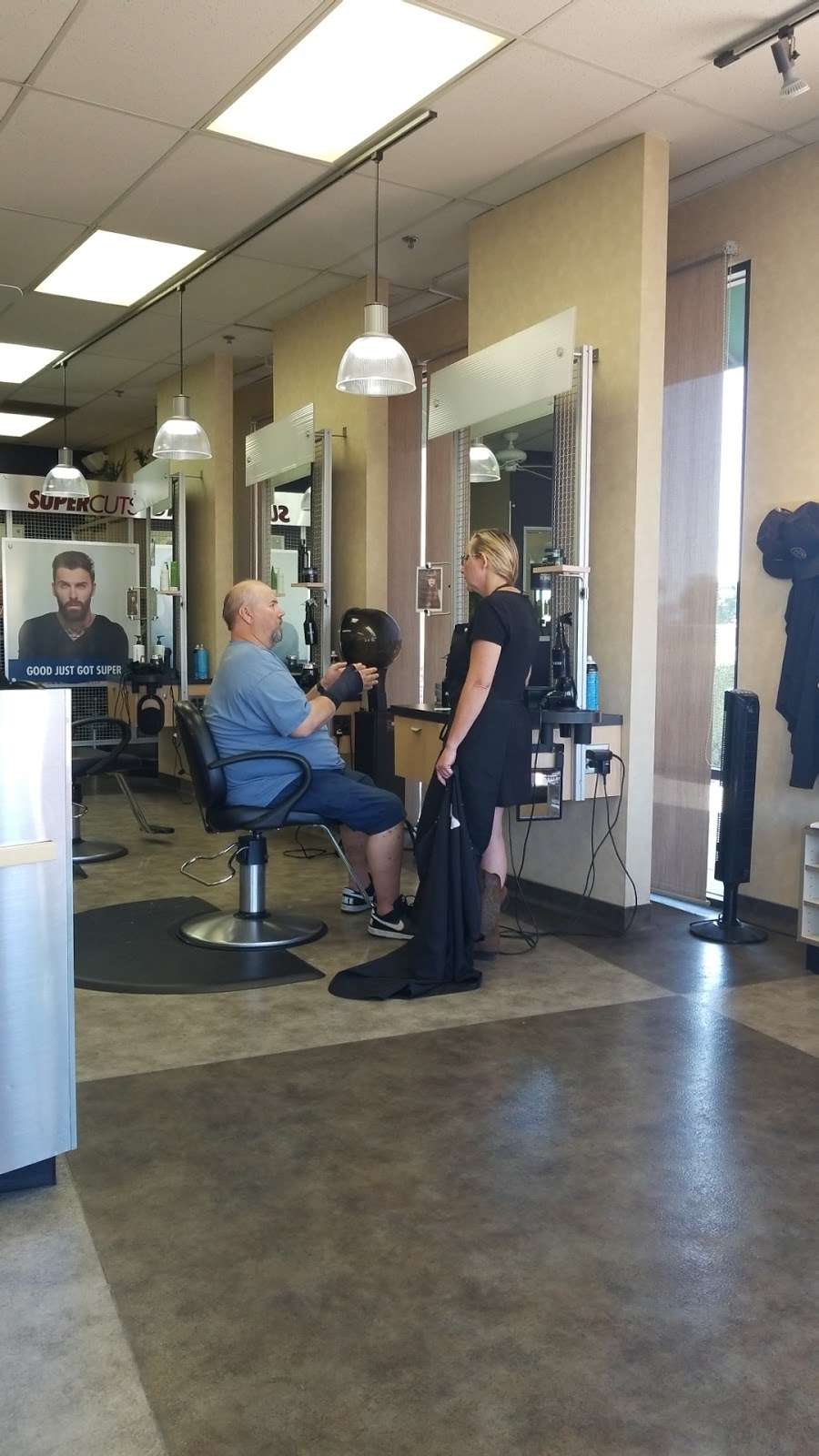 Supercuts | 15667 Roy Rogers Dr #109, Victorville, CA 92394, USA | Phone: (760) 241-9090