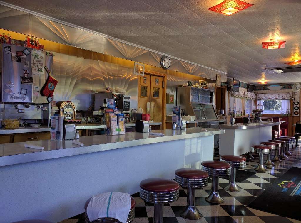 Cindys Diner And Restaurant | 46 Hartford Ave, Scituate, RI 02857, USA | Phone: (401) 934-2449