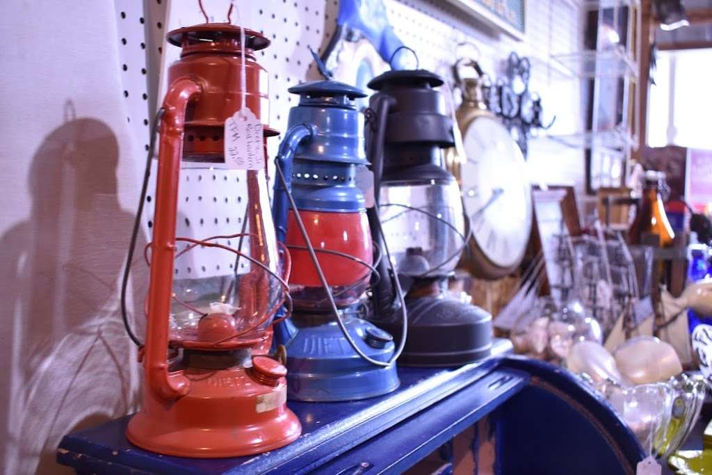 Capt. Scrap Antiques, Collectibles and More | 602 Washington Ave, Woodbine, NJ 08270, USA | Phone: (609) 861-3800