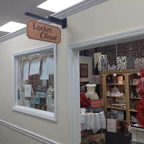 Locket Closet Inspirations | 3 N New York Rd #31, Galloway, NJ 08205, USA | Phone: (609) 382-5539