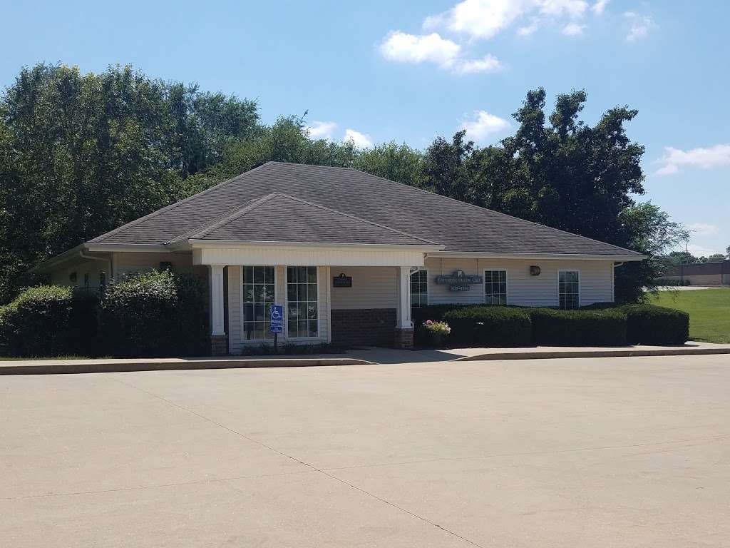 Louisburg Family Dental | 4 South Berkley Street, Louisburg, Kansas 66053, United States | Phone: (913) 837-4746