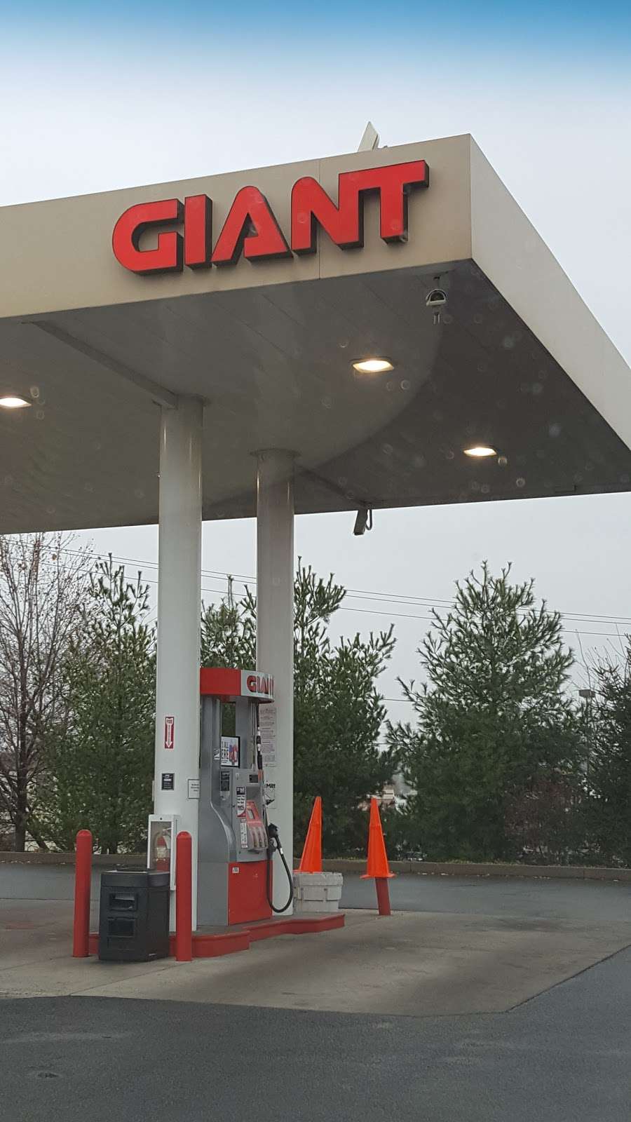 Giant Gas Station | 350 Scarlet Rd, Kennett Square, PA 19348, USA