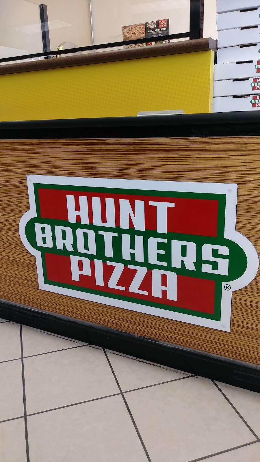 Hunts Brothers Pizza | 7020 U.S. Hwy 181 N, Floresville, TX 78114, USA | Phone: (830) 393-6132