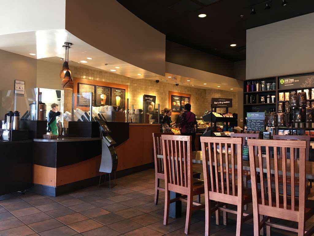 Starbucks | 2810 Bicentennial Pkwy #100, Henderson, NV 89044 | Phone: (702) 260-0419