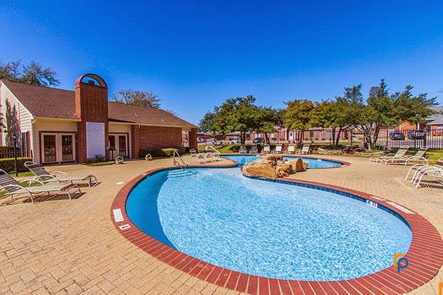 The Colonies Apartments | 2525 Bolton Boone Dr, DeSoto, TX 75115 | Phone: (972) 298-7618