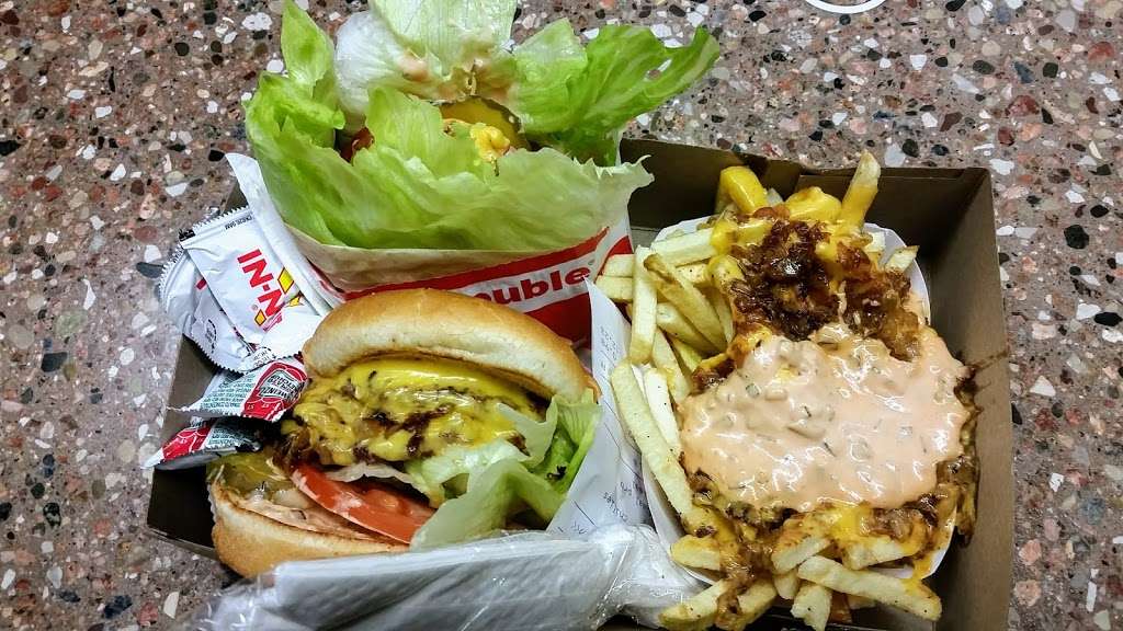 In-N-Out Burger | 14620 Gale Ave, Hacienda Heights, CA 91745, USA | Phone: (800) 786-1000