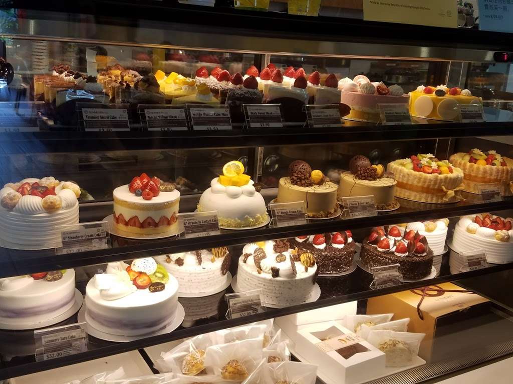 Sunmerry Bakery | Happy Lemon | 550 N Atlantic Blvd Unit 112, Monterey Park, CA 91754, USA | Phone: (626) 656-6557