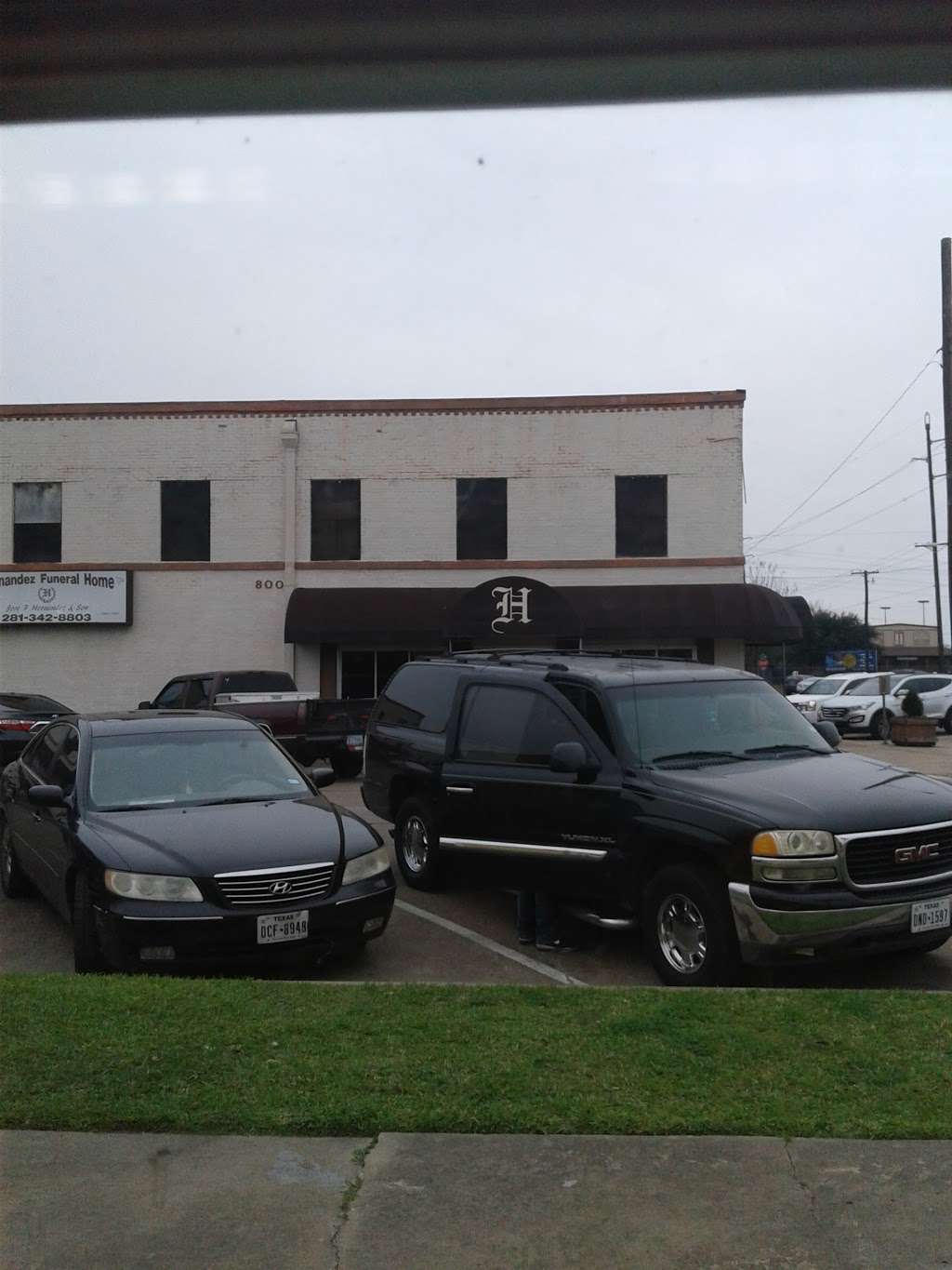 Hernandez Funeral Home | 800 4th St, Rosenberg, TX 77471, USA | Phone: (281) 232-4342