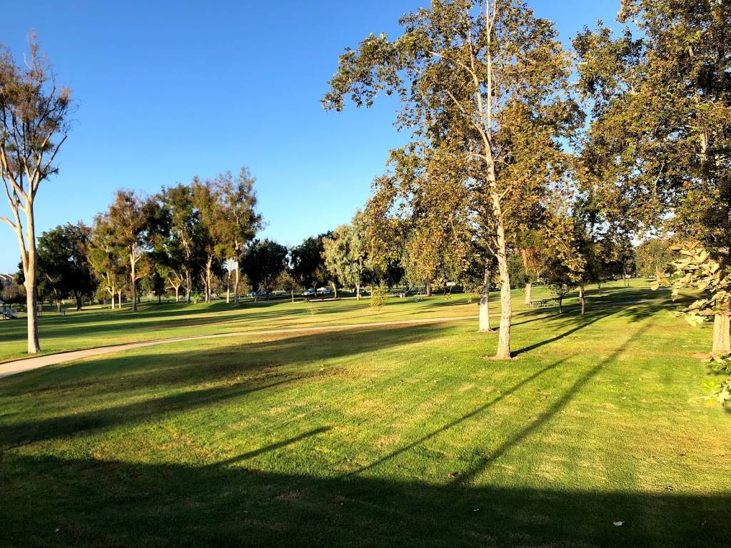 William R Mason Regional Park | 18712 University Dr, Irvine, CA 92612, USA | Phone: (949) 923-2220