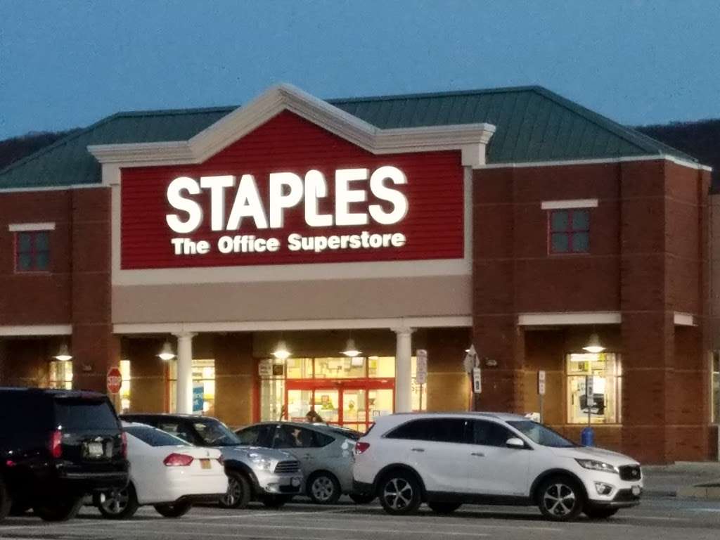 Staples | 31 Centre Dr, Central Valley, NY 10917, USA | Phone: (845) 783-3226