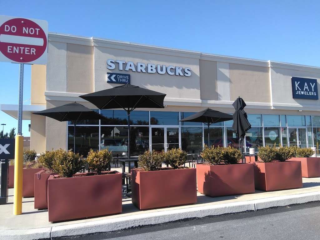 Starbucks | 503 Commons Drive [P], Oxford, PA 19363, USA | Phone: (484) 746-9463